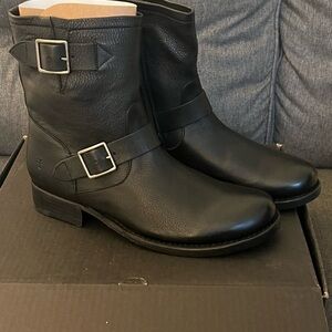 Vicky Engineer leather boot Black womens 11M